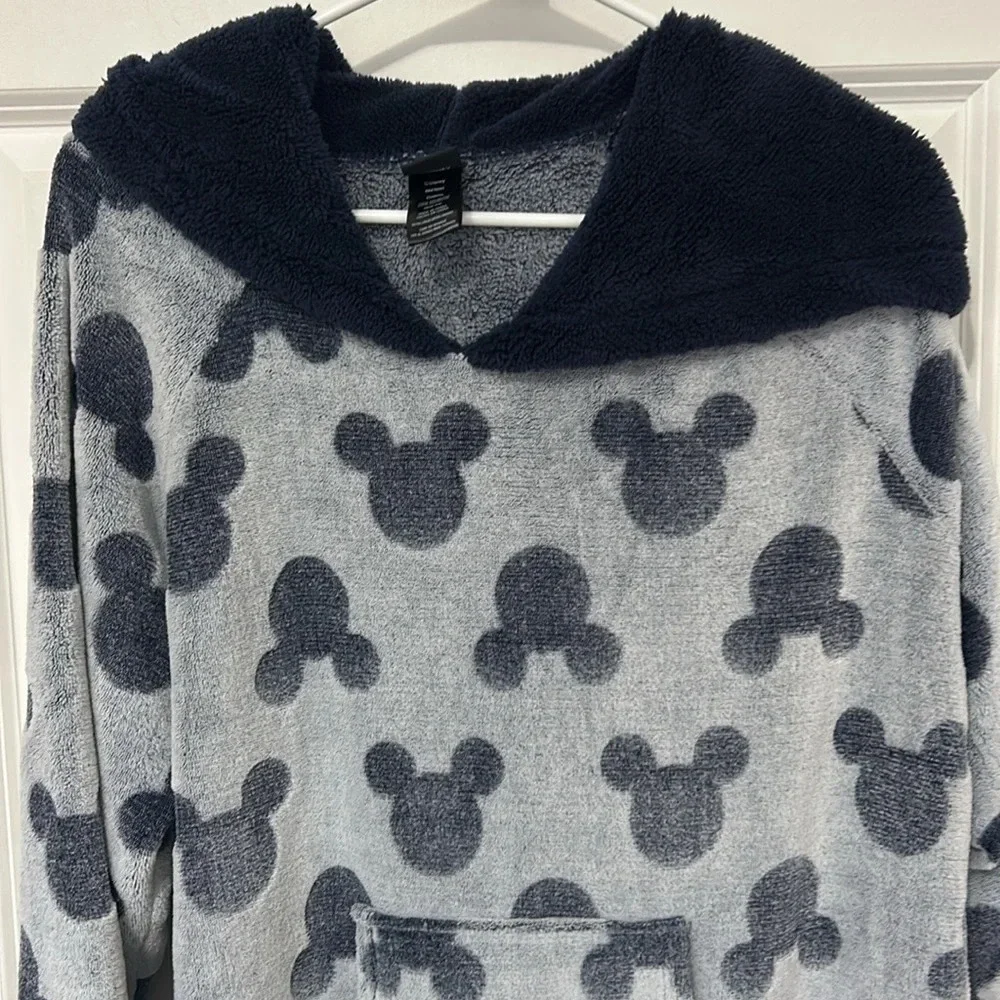 Disney Mickey Mouse Lounger Sherpa Hoodie pajama Size XL faux fur Snuggly - Picture 3 of 6